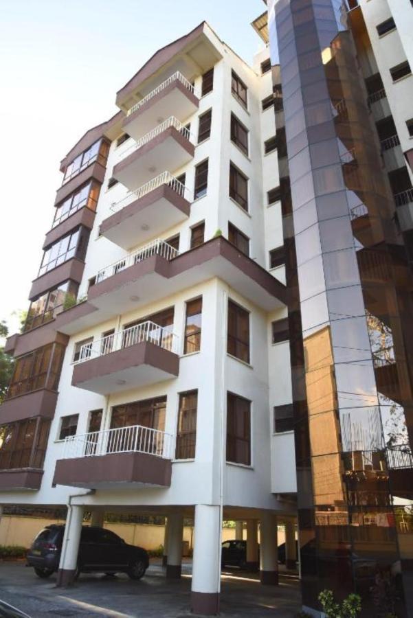 Kandiz Queendom Nairobi Extérieur photo
